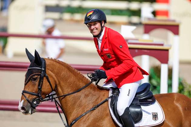 Bilder des Jahres 2024, Sport 10 Oktober Sport Themen der Woche KW40 Sport Bilder des Tages BARCELONA - CSIO Longines FEI Jumping Nations Cupâ ¢ Final 2024, BARCELONA - CSIO Longines FEI Jumping Nations Cupâ ¢ Final 2024 THIEME Andre (GER), DSP Chakaria Longines League of Nations Final Int. team jumping competition (1.60 m) Round 1 Barcelona, Real Club de Polo 06. October 2024 - *** BARCELONA CSIO Longines FEI Jumping Nations Cupâ ¢ Final 2024, BARCELONA CSIO Longines FEI Jumping Nations Cupâ ¢ Final 2024 THIEME Andre GER , DSP Chakaria Longines League of Nations Final Int team jumping competition 1 60 m Round 1 Barcelona, Real Club de Polo 06 October 2024