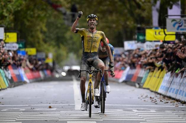 Paris-Tours cycling race 2024 TOURS, FRANCE - OCTOBER 06 : Laporte Christophe (FRA) of Team Visma Lease a Bike wins, Vacek Mathias (CZE) of Lidl - Trek during the UCI Pro Series Paris-Tours cycling race with start in Chartres and finish in Tours (214km) on October 6, 2024 in Tours, France, 06 10 2024 Tours France  Copyright: xPeterxDexVoechtx