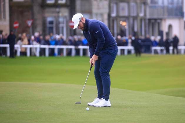 6th October 2024; The Old Course at St Andrews, Fife, Scotland; Alfred Dunhill Links Golf Championship, Final Round; Tyrrell Hatton of England holes a birdie putt, on the 18th green of the Old Course, St Andrews, to win the Dunhill Links Championship  ActionPlus12701279 DavidxYoung