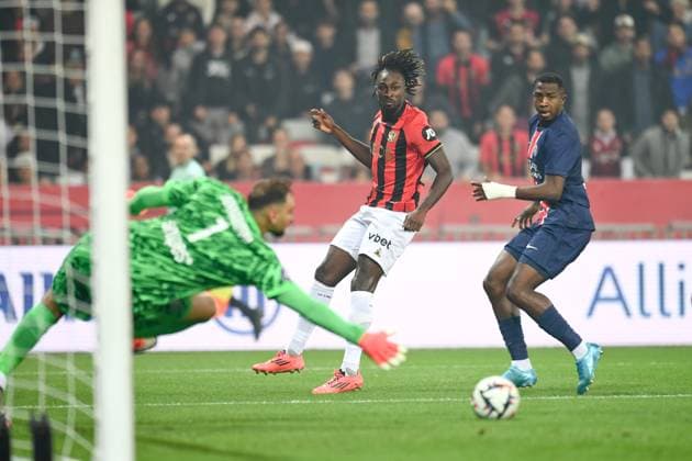 Fußball, OGC Nizza - Paris St. Germain OGC Nice v Paris Saint-Germain - Ligue 1 MCDonald s 2024 2025 29 Evann GUESSAND (ogcn) during the Ligue 1 MCDonald s match between Nice and Paris at Allianz Riviera Stadium on October 6, 2024 in Nice, France. Nice France  Copyright: xFEPx 776218850