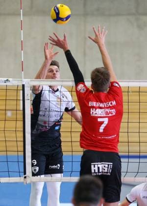 BAU 06.10.2024 Ludwigsburg Volleyball Barock Volleys MTV Ludwigsburg vs. Ceratonia Volleys Eltmann, Richard Peemüller (LB, links)