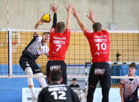 BAU 06.10.2024 Ludwigsburg Volleyball Barock Volleys MTV Ludwigsburg vs. Ceratonia Volleys Eltmann, Richard Peemüller (LB, links)