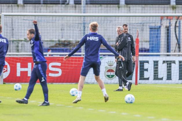 07.10.2024, Fussball, Saison 2024 2025, 2. Bundesliga, Training FC Schalke 04, Cheftrainer Kees van Wonderen (FC Schalke 04) Gelsenkirchen NRW Deutschland xRHR-FOTOx