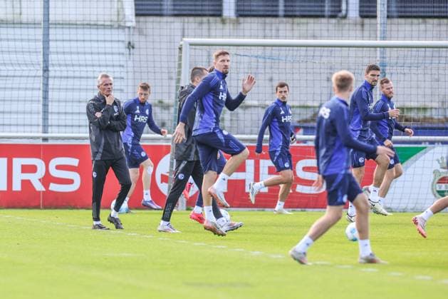 07.10.2024, Fussball, Saison 2024 2025, 2. Bundesliga, Training FC Schalke 04, Cheftrainer Kees van Wonderen (FC Schalke 04) Gelsenkirchen NRW Deutschland xRHR-FOTOx