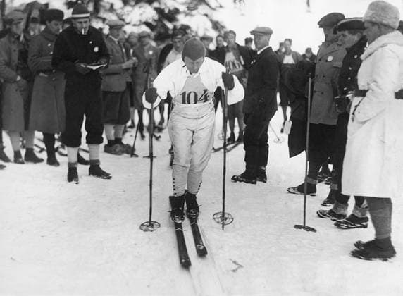 1920s. Orig. caption... THE CHAMPION SKI-RUNNERS OF SCANDINAVIA. Before the great international Holmenkollen skiing contest in Norway, which will begin the 23rd of February, this series of pictures of the best Scandinavian ski-runners may be of interest. Photo shows the Swedish ski-runner P.E. Hedlund from Dalecarlia, who last year was the second man in this contest. Note. Won the 5-mile in St. Moritz in 1928. Note. P.E. Hedlund Sweden. Start no 3 50 km. Note P E Särna Hedlund, 1897-1975, skier. In 1928, became Sweden s first Olympic champion in skiing 50 km in the Winter Olympics in St. Moritz CD356 persons: PER ERIK SÄRNA HEDLUND sites: SWEDEN* PhotoDate:192?-??-?? SKIDOR sp_sw x5600x *** 1920s Orig caption THE CHAMPION SKI RUNNERS OF SCANDINAVIA Before the great international Holmenkollen skiing contest in Norway, which will begin the 23rd of February, this series of pictures of the best Scandinavian ski runners may be of interest Photo shows the Swedish ski runner P E Hedlund from Dalecarlia, who last year was the second man in this contest Note Won the 5 mile in St Moritz in 1928 Note P E Hedlund Sweden Start no 3 50 km Note P E Särna Hedlund, 1897 1975, skier In 1928, became Sweden s first Olympic champion in skiing 50 km in the Winter Olympics in St Moritz CD356 persons PER ERIK SÄRNA HEDLUND sites SWEDEN PhotoDate 192 SKIDOR sp sw x5600x  Copyright: xx SÄRNA HEDLUND