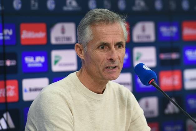 Vorstellung von Kees van Wonderen beim FC Schalke 04 am 07.10.2024 in der Veltins Arena in Gelsenkirchen Kees van Wonderen ( Trainer Cheftrainer Schalke )