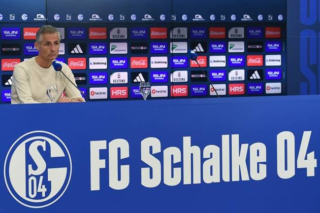 Vorstellung von Kees van Wonderen beim FC Schalke 04 am 07.10.2024 in der Veltins Arena in Gelsenkirchen Kees van Wonderen ( Trainer Cheftrainer Schalke )