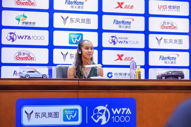 WUHAN, CHINA - OCTOBER 07: ELeylah Fernandez of Canada attends a press conference, PK, Pressekonferenz on day three of 2024 Wuhan Open at Optics Valley International Tennis Center on October 7, 2024 in Wuhan, Hubei Province of China.  Copyright: xVCGx 111522386677