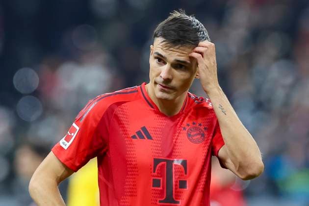 Joao Palhinha (FC Bayern Muenchen) schaut enttaeuscht, Bundesliga, Eintracht Frankfurt v FC Bayern München, Deutsche Bank Park am 06. October 2024 in Frankfurt am Main, Deutschland. (Foto von Marco Steinbrenner DeFodi Images) Joao Palhinha (FC Bayern Muenchen) looks dejected, Bundesliga, Eintracht Frankfurt v FC Bayern München, Deutsche Bank Park, October 6, 2024 in Frankfurt am Main, Germany. (Photo by Marco Steinbrenner DeFodi Images) DFL regulations prohibit any use of photographs as image sequences and or quasi-video. Defodi-700_frank_muenchen_202401006_331