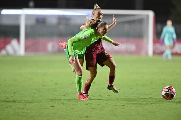 Foto IPP Roberto Ramaccia Roma 8 10 2024 Uefa Champions League Women 2024 2025 Roma vs Wolfsburg Nella foto Jule Brand, Frederikke Thogersen Italy Photo Press - World Copyright Roma italy  Copyright: xR4924_italyphotopressx