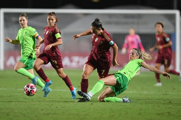 Evelyne Viens of A.S. Roma Women during the Women Champion League Rome vs Wolfsburg 08 October 2024 at the Tre Fontane Stadium in Rome  Copyright: xMassimilianoxCervera IPAxSportx x xx IPA_50440079 IPA_Agency_IPA50440079
