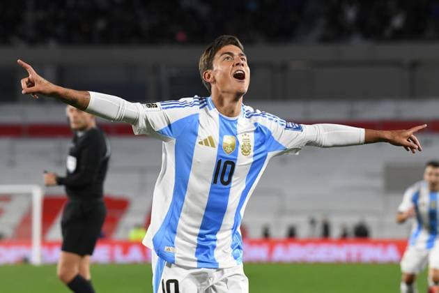 Argentina v Chile - FIFA World Cup, WM, Weltmeisterschaft, Fussball 2026 Qualifier Paulo Dybala of Argentina celebrates his goal during a match between Argentina and Chile at Estadio Mas Monumental Antonio Vespucio Liberti in Buenos Aires, Argentina, on September 5. Buenos Aires Buenos Aires Argentina  Copyright: xFedericoxPerettix originalFilename:peretti-argentin240905_npwzK.jpg