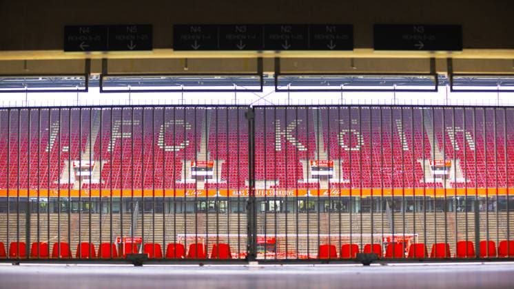 Fußball - Herren - 2. Bundesliga - 8. Spieltag - Saison 2024 2025 - 1. FC Köln - SSV Ulm 1846 Fußball 05.10.2024 Innenansicht Rheinenergiestadion auf die Südkurve mit dem Schriftzug 1. FC Köln