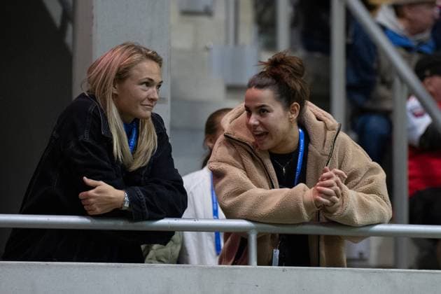 uMagdalena Eriksson (5 FC Bayern) nd Lena Oberdorf (8 Bayern) beim UEFA Womens Champions League Spiel FC Bayern München - Arsenal Women Football Club am 09.10.2024