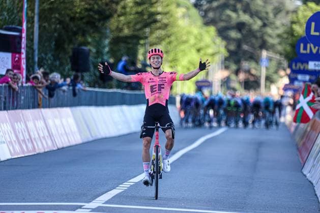 POWLESS Neilson winning Gran Piemonte during Gran Piemonte, Street Cycling race in Borgomanero, Italy, October 10 2024  Copyright: xTommasoxBerardi IPAxSportx xipa-x xx IPA_50495456 IPA_Agency_IPA50495456