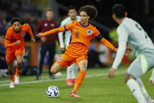 ALMELO, 10-10-2024 , Asito Stadium, football, Friendly, season 2024 2025, during the match Netherlands U21, U 21 - Mexico U21, Netherlands U21 player Gjivai Zechiel Netherlands U21 - Mexico U21  x26441890x Copyright: