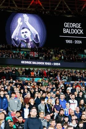 Minute s silence at Wembley following the death of George Baldock who played for Greece England v Greece, Football, UEFA Nations League, Wembley Stadium, Wembley, London, UK - 10 10 2024 Editorial use only  Copyright: xMATTHEWxIMPEY Shutterstockx 14774495x
