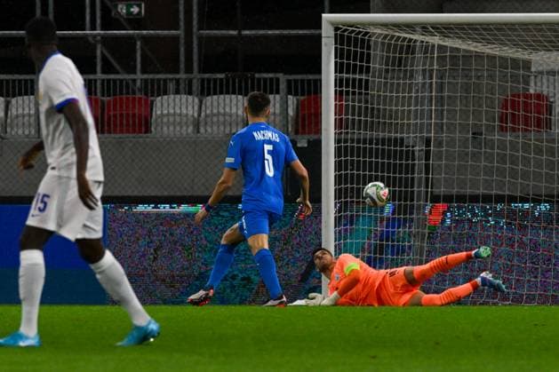 Sport Bilder des Tages Omri Glazer (Israel) missed the ball during the UEFA Nations League match between Israel vs. France on 10th October 2024 at the Bozsik Arena stadium in Budapest, Hungary  Copyright: xVincenzoxOrlando IPAxSportx xipax xx IPA_50503934 IPA_Agency_IPA50503934