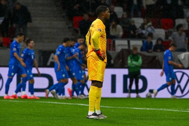 Warren Zaire-Emery (France) shows his disappointment after a goal during the UEFA Nations League match between Israel vs. France on 10th October 2024 at the Bozsik Arena stadium in Budapest, Hungary  Copyright: xVincenzoxOrlando IPAxSportx xipax xx IPA_50504080 IPA_Agency_IPA50504080
