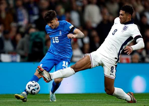 England v Finland - UEFA Nations League 2024 25 League B Group B2 Lazaros Rota of Greece and Jude Bellingham of England challenge during the UEFA Nations League 2024 25 League B Group B2 match between England and Greece at Wembley Stadium on October 10, 2024 in London, England. London Wembley Stadium England United Kingdom Copyright: xNigelxFrench Sportsphoto APLx 14049131