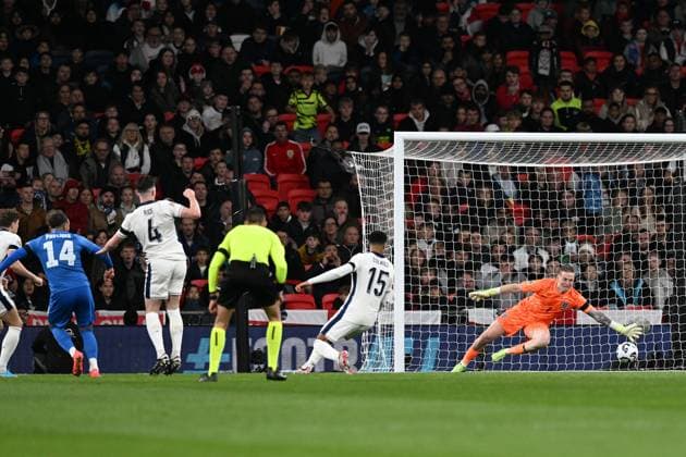 England v Greece UEFA Nations League 10 10 2024. Group 2 Goal 0-1 - Vangelis Pavlidis (14) of Greece scores the opening goal beating Jordan Pickford (1) of England during the UEFA Nations League match between England and Greece at Wembley Stadium, London, England on 10 October 2024. London Wembley Stadium Greater London England Editorial use only , Copyright: xGrahamxHuntx PSI-20580-0094