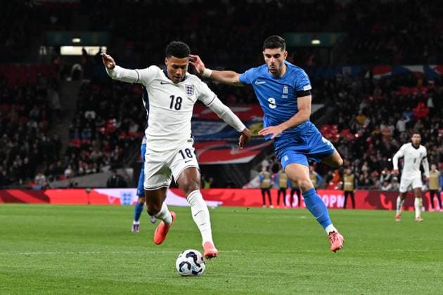 England v Greece UEFA Nations League 10 10 2024. Group 2 Ollie Watkins (18) of England on the attack battles for possession with Konstantinos Koulierakis (3) of Greece during the UEFA Nations League match between England and Greece at Wembley Stadium, London, England on 10 October 2024. London Wembley Stadium Greater London England Editorial use only , Copyright: xGrahamxHuntx PSI-20580-0167