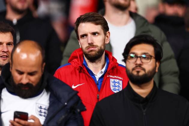 England v Greece 10 October 2024, London - UEFA Nations League - England v Greece - A Gareth Southgate look alike reacts - Photo: Jacques Feeney Offside. London UK Copyright: xJacquesxFeeneyx xOffsidexOffside