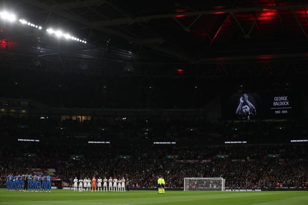 A minutes silence in tribute for George Baldock England v Greece - UEFA Nations League - League B - Group 2. Football. Wembey Stadium, London. UK. 10 OCT 2024 Editorial use only  Copyright: xJASONPIX Shutterstockx 14774704cs