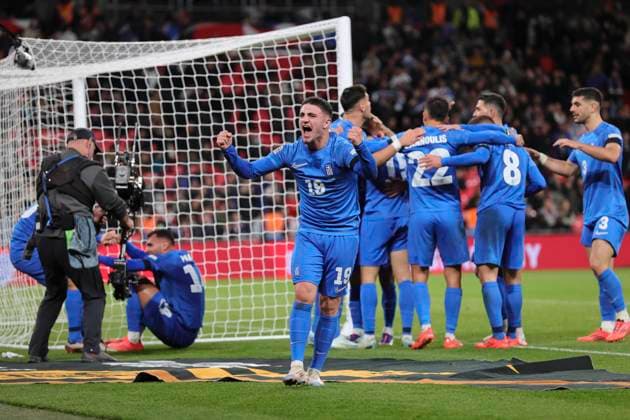 England v Greece UEFA Nations League The Greek players celebrate what they think is their 2nd goal scored by Vangelis Pavlidis of Greece but the effort is ruled out for offside by VAR during the UEFA Nations League Group F match at Wembley Stadium, London UK Newspapers OUT Copyright: xPaulxChestertonx FIL-20749-0208