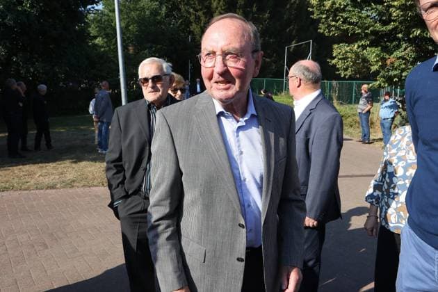 ass hln begrafenis Herman Van Springel Grobbendonk 01 09 2022 Begrafenis Herman Van Springel, veel ex wielrenners aanwezig. (Picture by Gianni Barbieux Photo News) Walter Godefroot Grobbendonk Belgium  Copyright: xGiannixBarbieuxx 10995354-049