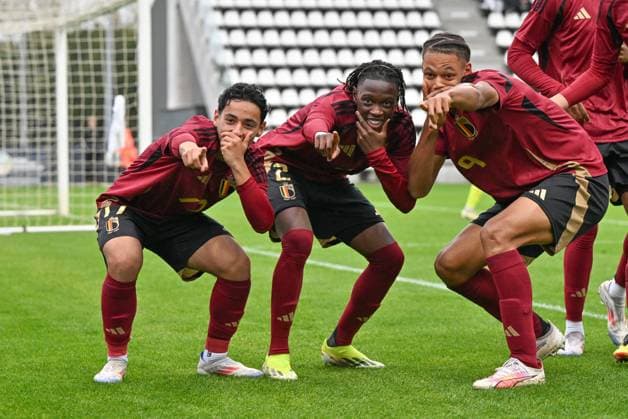 Sport Bilder des Tages 20241010 U18 BELGIUM VS SAUDI ARABIA Ayman Rabhi (17) of Belgium pictured celebrating with Davis Opoku (2) of Belgium and Kaye Furo (9) of Belgium after scoring the 3-0 goal during a friendly soccer game between the national under 18 teams of Belgium and Saudi Arabia on Thursday 10 October 2024 in Tubize , Belgium . PHOTO SPORTPIX David Catry Tubize Proximus Base Camp Belgium  Copyright: xSportpix.bex xDavidxCatryxDavidxCatryx