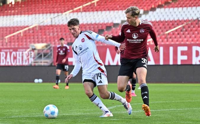 12.10.2024 - Fussball - Saison 2024 2025 - Testspiel Freundschaftsspiel Vorbereitungsspiel : 1. FC Nürnberg FCN ( Club ) Internes Testspiel - - xwoxzix - Benjamin Goller (14, 1. FC Nürnberg FCN ) Nick Seidel (33, 1. FC Nürnberg FCN )