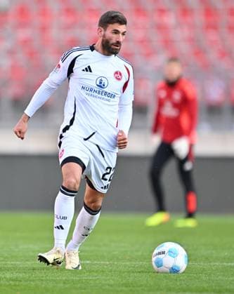 12.10.2024 - Fussball - Saison 2024 2025 - Testspiel Freundschaftsspiel Vorbereitungsspiel : 1. FC Nürnberg FCN ( Club ) Internes Testspiel - - xwoxzix - Enrico Valentini (22, 1. FC Nürnberg FCN ) Freisteller Einzelbild