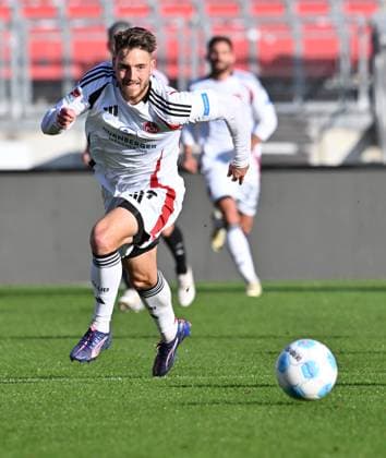 12.10.2024 - Fussball - Saison 2024 2025 - Testspiel Freundschaftsspiel Vorbereitungsspiel : 1. FC Nürnberg FCN ( Club ) Internes Testspiel - - xwoxzix - Lukas Schleimer (36, 1. FC Nürnberg FCN ) Freisteller Einzelbild