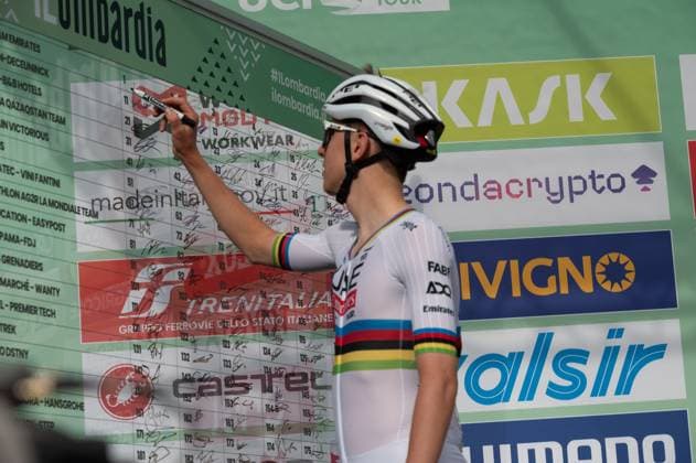 Tadej Pogacar during Giro di Lombardia, Street Cycling race in Bergamo, Italy, October 12 2024  Copyright: xSilviaxColombo IPAxSportx xipa-ax xx IPA_50545044 IPA_Agency_IPA50545044
