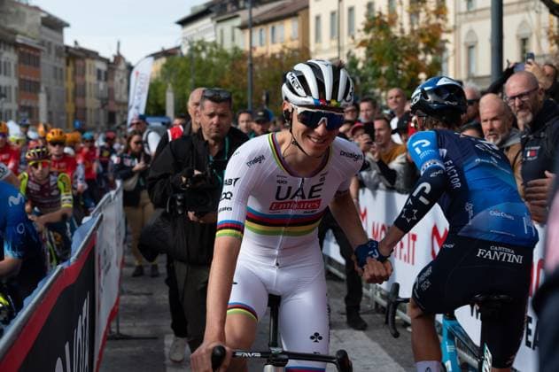 Tadej Pogacar during Giro di Lombardia, Street Cycling race in Bergamo, Italy, October 12 2024  Copyright: xSilviaxColombo IPAxSportx xipa-ax xx IPA_50545045 IPA_Agency_IPA50545045