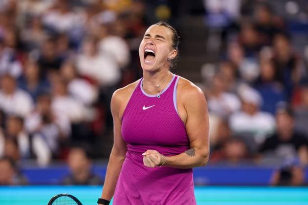 Sport Bilder des Tages WUHAN, CHINA - OCTOBER 12: Aryna Sabalenka of Belarus in action in the Women s Singles Semifinal match against Coco Gauff of United States on day eight of 2024 Wuhan Open at Optics Valley International Tennis Center on October 12, 2024 in Wuhan, Hubei Province of China.  Copyright: xVCGx 111523413020