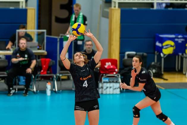 RECORD DATE NOT STATED Hyke Lyklema (Trikot Nr.4, Ladies in Black Aachen); 1. Volleyball Bundesliga Frauen, USC Muenster vs. Ladies in Black Aachen, Münster am 12.10.2024 Copyright: xBEAUTIFULxSPORTS PeterxWeberx