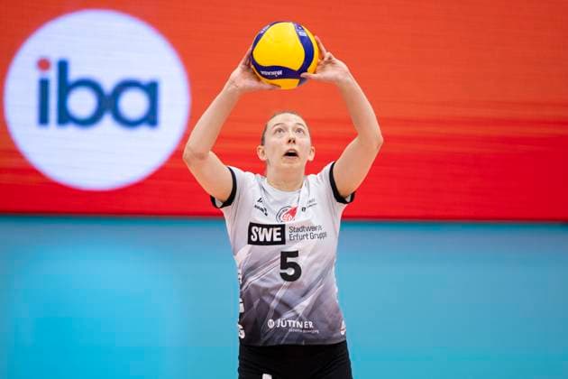 1. Volleyball Bundesliga Frauen: Schwarz-Weiss Erfurt vs. SC Potsdam; Erfurt; 12.10.2024 Isabella Noble ( 5; Schwarz-Weiss Erfurt) 1. Volleyball Bundesliga Frauen: Schwarz-Weiss Erfurt vs. SC Potsdam; Riethsporthalle Erfurt; 12.10.2024 Copyright: xBEAUTIFULxSPORTS Duehringx