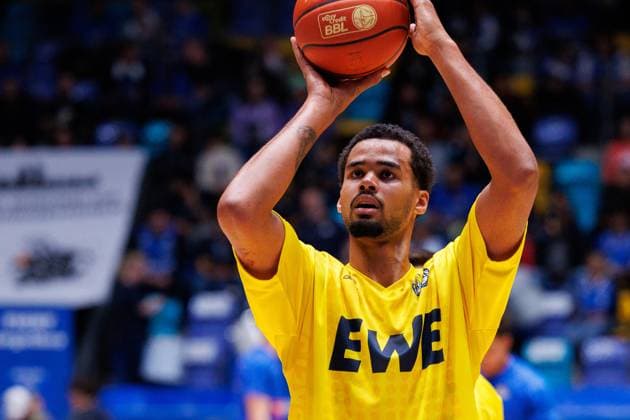 BBL-Pokal, Fraport Skyliners - EWE Baskets Oldenburg, Frankfurt, 12.10.2024 Norris Agbakoko (EWE Baskets Oldenburg 17) Achtelfinale des BBL-Pokal zwischen Fraport Skyliners und EWE Baskets Oldenburg in Frankfurt am 12.10.2024 Copyright: xBEAUTIFULxSPORTS Hahnex