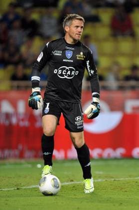 Soccer 2013: AS Monaco v S.C. Bastia SEP 25 Sept. 25, 2013 - Monte Carlo, United Kingdom - Mickael Landreau, S.C. Bastia - AS Monaco v S.C. Bastia - Ligue 1 Monte Carlo France EDITORIAL USE ONLY Copyright: xx ZUMA-20130925_zaf_si1_130.jpg Sportimage Nsjsportsx csmphoto878417