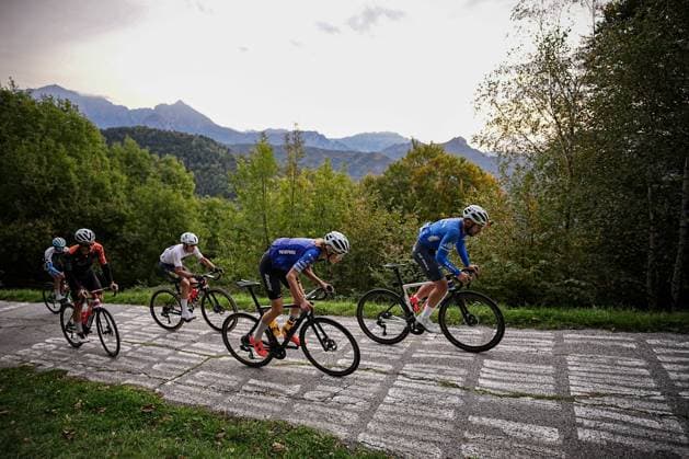 Riders during the Gran Fondo ILombardia & x201c;Felice Gimondi& x201d; one day amatour race from Cant& xf9; to Cant& xf9; on October 13, 2024, Italy.  Copyright: xMarcoxAlpozzi xLaPressex