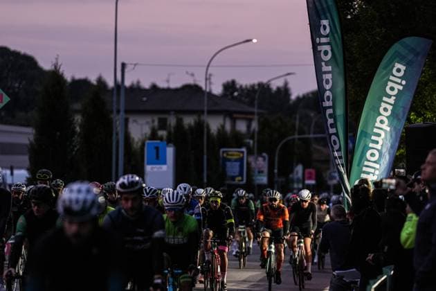 The start of the Gran Fondo Il Lombardia , Cantu& x2019;, October 13, 2024, Italy.  Copyright: xGianxMattiaxD Alberto LaPressex
