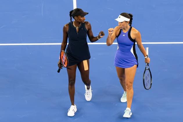 (241013) -- WUHAN, Oct. 13, 2024 -- Asia Muhammad Jessica Pegula (R) react during the women s doubles final match between Anna Danilina of Kazakhstan Irina Khromacheva of Russia and Asia Muhammad Jessica Pegula of the United States at the 2024 Wuhan Open tennis tournament in Wuhan, central China s Hubei Province, Oct. 13, 2024. ) (SP)CHINA-WUHAN-TENNIS-WUHAN OPEN-WOMEN S DOUBLES-FINAL(CN) XiaoxYijiu 