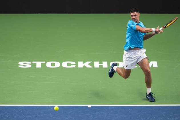 241013 Kamil Majchrzak of Poland competes in a men s singles qualifier tennis match during day 2 of the ATP, Tennis Herren 250 Nordic Open on October 13, 2024 in Stockholm. Photo: Maxim ThorÃ BILDBYRAN kod MT MT0678 tennis nordic open 2 bbeng atp 250 Copyright: MAXIMxTHORE BB241013MT058