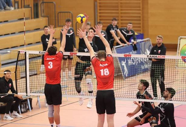 David Dornauf (TV Rottenburg, 05), Elias Walther (TV Buehl, 18), Fynn Kraemer (TV Buehl , 03), GER, TV Buehl vs. TV Rottenburg, Volleyball, Herren, Regionalpokal, 13.10.2024. GER, TV Buehl vs. TV Rottenburg, Volleyball, Herren, Regionalpokal, 13.10.2024. Buehl Copyright: xEibner-Pressefoto FrankxSeiterx EP_EER