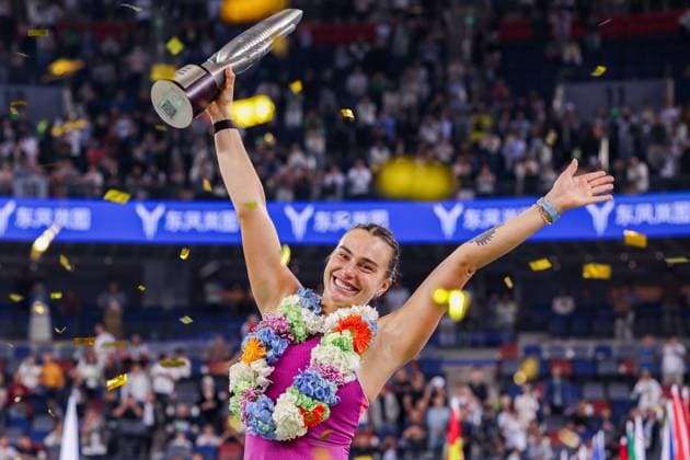 WUHAN, CHINA - OCTOBER 13: Champion Aryna Sabalenka poses with the trophy during the awarding ceremony after the Women s Singles Final match on day nine of 2024 Wuhan Open at Optics Valley International Tennis Center on October 13, 2024 in Wuhan, Hubei Province of China.  Copyright: xVCGx 111523557141