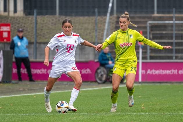 13.10.2024, Fussball: Google Pixel Frauen-Bundesliga, Saison 2024 2025, 06. Spieltag, 1. FC Köln - TSG Hoffenheim im Franz-Kremer-Stadion in Köln. Zweikampf zwischen Laura Feiersinger (1. Fc Koeln, 27) und Selina Cerci (TSG Hoffenheim, 29). Wichtiger Hinweis: Gemaess den Vorgaben der DFL Deutsche Fussball Liga bzw. des DFB Deutscher Fussball-Bund ist es untersagt, in dem Stadion und oder vom Spiel angefertigte Fotoaufnahmen in Form von Sequenzbildern und oder videoaehnlichen Fotostrecken zu verwerten bzw. verwerten zu lassen. Foto: Kirchner-Media TH Copyright: xKirchner-Media THx