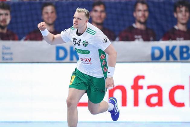 13.10.2024, xtgx, Handball - Daikin HBL, 1.VfL Potsdam - TSV Hannover-Burgdorf emspor, v.l. Justus Fischer (Hannover, 54) jubel ueber den Sieg, Jubel nach Spielende Potsdam