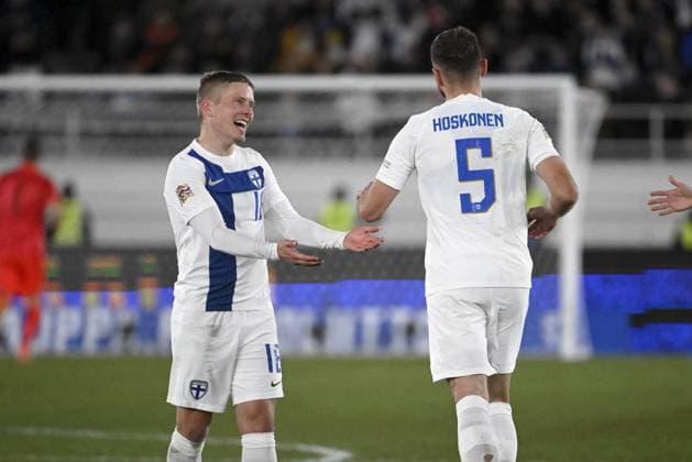 Arttu Hoskonen (R) of Finland celebrates his goal with Jere Uronen during the UEFA Nations League, League B - Group 2, football match between Finland and England at the Olympic Stadium in Helsinki, Finland, on October 13, 2024. Helsinki Finland LKFTJK20241013204650SGLF  Copyright: xAnttixAimo-Koivistox LKFTJK20241013204650SGLF